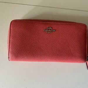 Coach Women's Pink Wallet